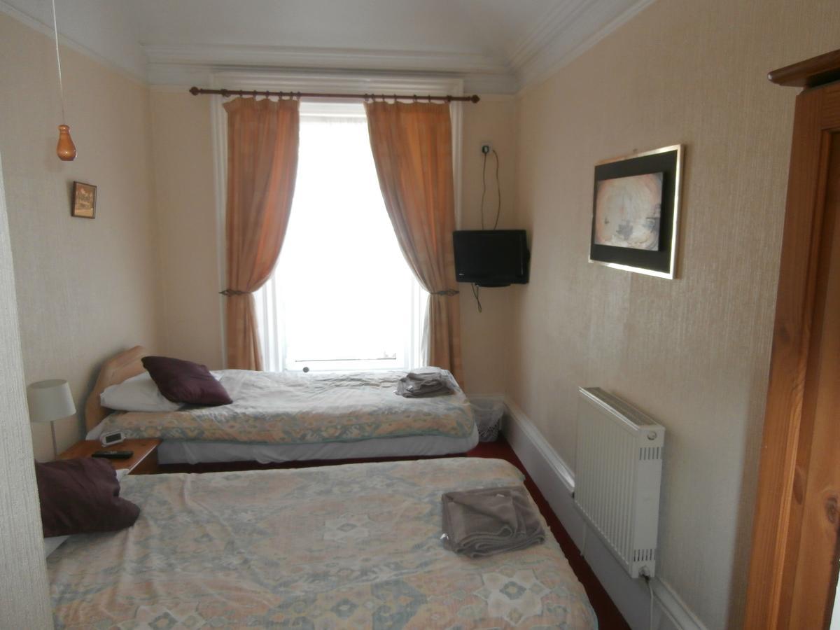 Monorene Guest House Галашилс Экстерьер фото